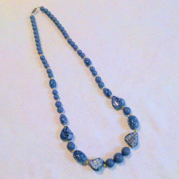 Vtg Gray Faux Stone Graduated Plastic Beads - Picture 2 of 4